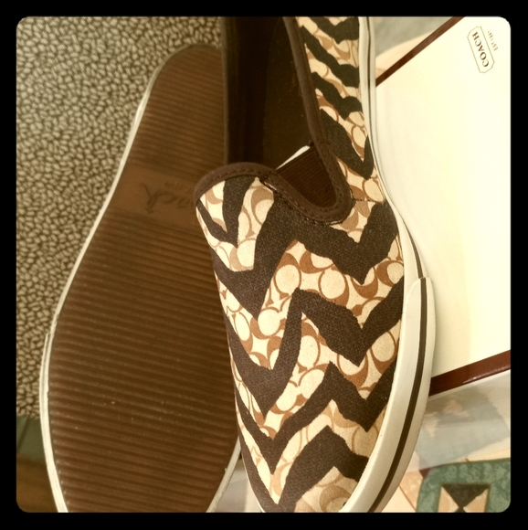 Coach slip on - Picture 1 of 3